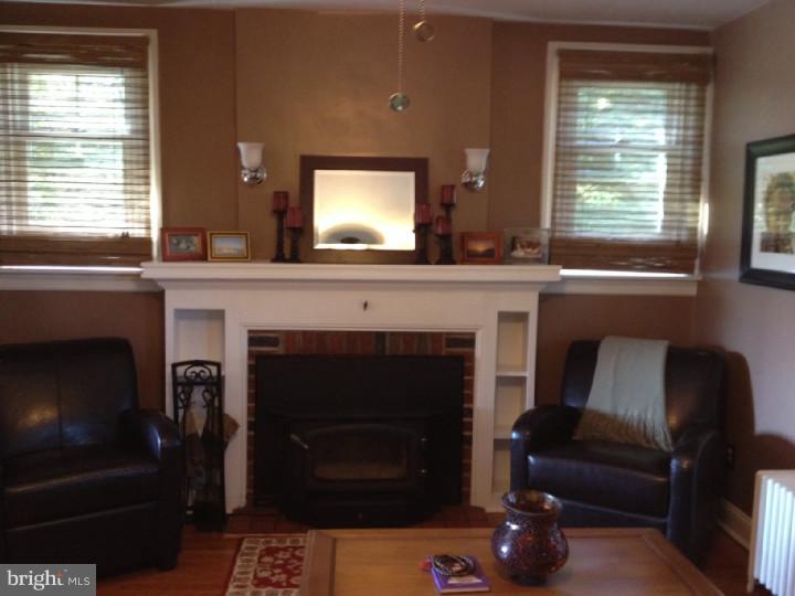 1481 Turk Road Warrington, PA 18976 - Photo 6 of 12 Living Room