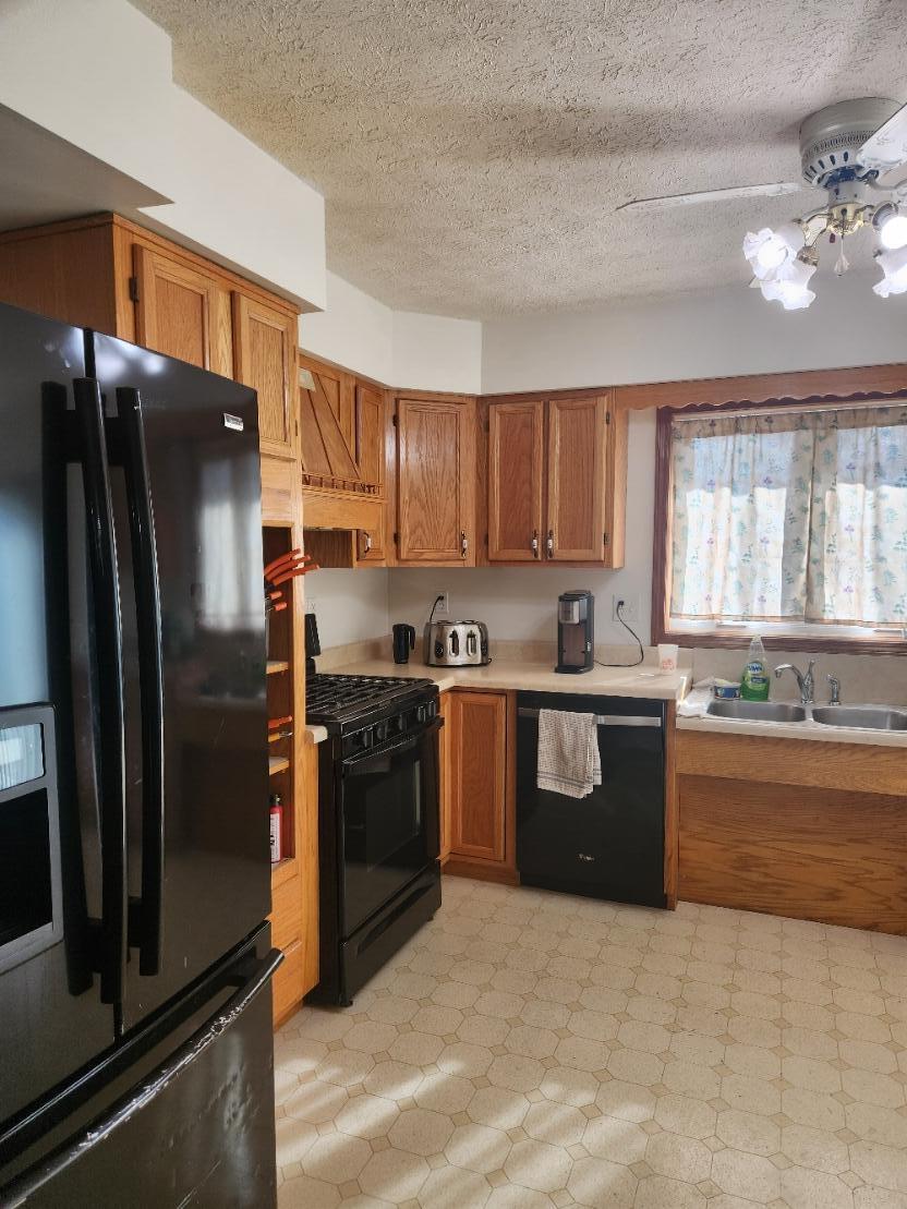 751 Clover Lane Crown Point, IN 46307 - Photo 10 of 32 832x1109