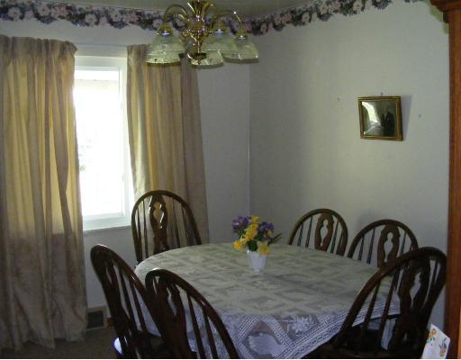 320 McClelland Road Canonsburg, PA 15317 - Photo 4 of 8 Dining Room. Formal dining room near the kitchen for your family get togethers.
