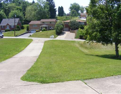 320 McClelland Road Canonsburg, PA 15317 - Photo 8 of 8 Land/Lot. Driveway is off of Dicio street for eash access.