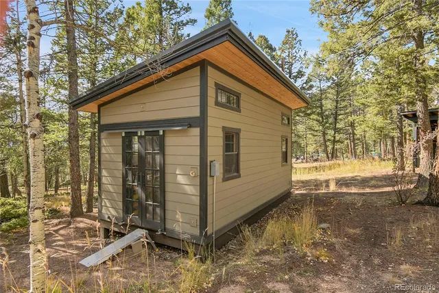 a view of outdoor space