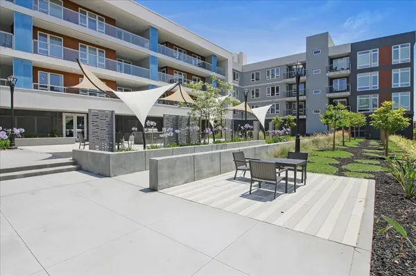 $1,128,888 | 890 White Moonstone Loop, San Jose, CA 95123