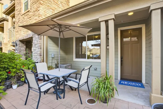 $1,149,900 | 890 White Moonstone Loop, San Jose, CA 95123