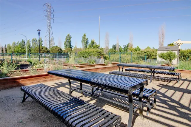 $1,149,900 | 890 White Moonstone Loop, San Jose, CA 95123