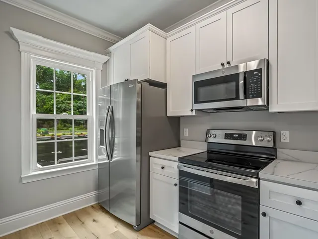 $1,599 | 10 Old Courthouse Way, Unit A, Crawfordville, FL 32327