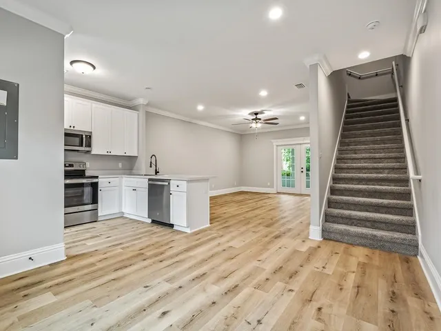 $1,599 | 10 Old Courthouse Way, Unit A, Crawfordville, FL 32327