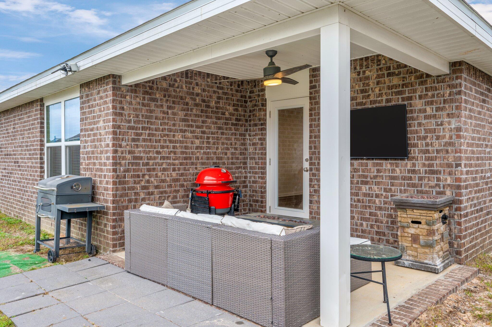 1018 Limpkin Street Crestview, FL 32539 - Photo 28 of 34 Covered Patio