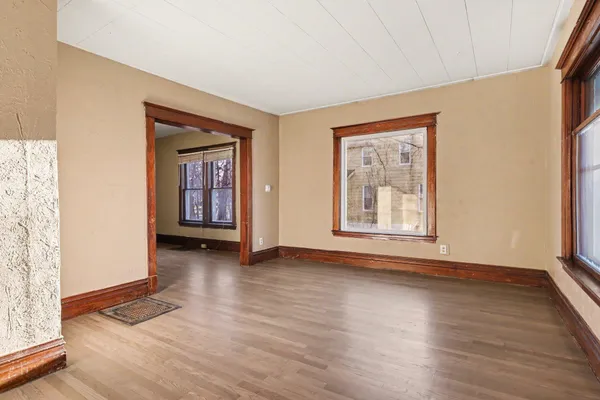 $129,900 | 410 West Paterson Street, Kalamazoo, MI 49007