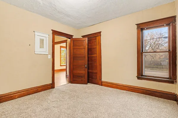$129,900 | 410 West Paterson Street, Kalamazoo, MI 49007