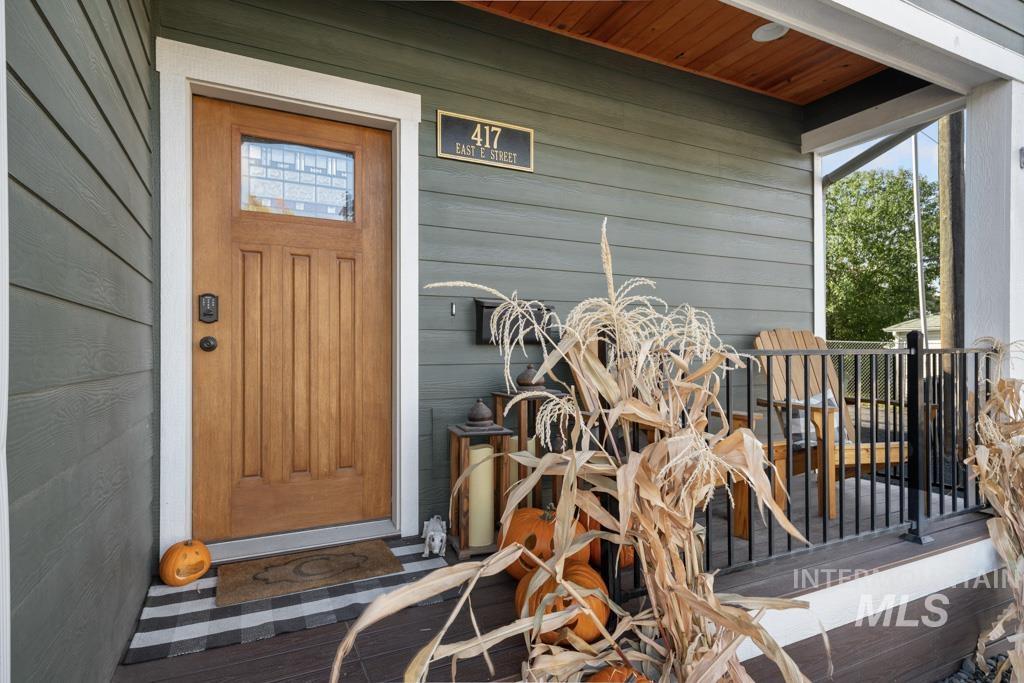 417 East E Street Moscow, ID 83843 - Photo 4 of 29 View of exterior entry