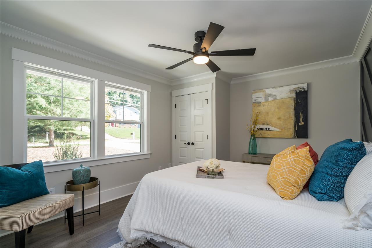 3817 Wingate Drive Raleigh, NC 27609 - Photo 24 of 30 Bedroom or Flex Room - perfect home office! Bedroom
