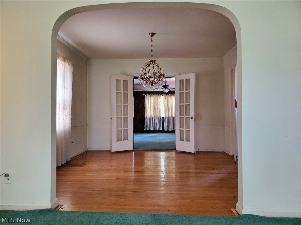 3958 Lansdale Road Cleveland, OH 44118 - Photo 4 of 13