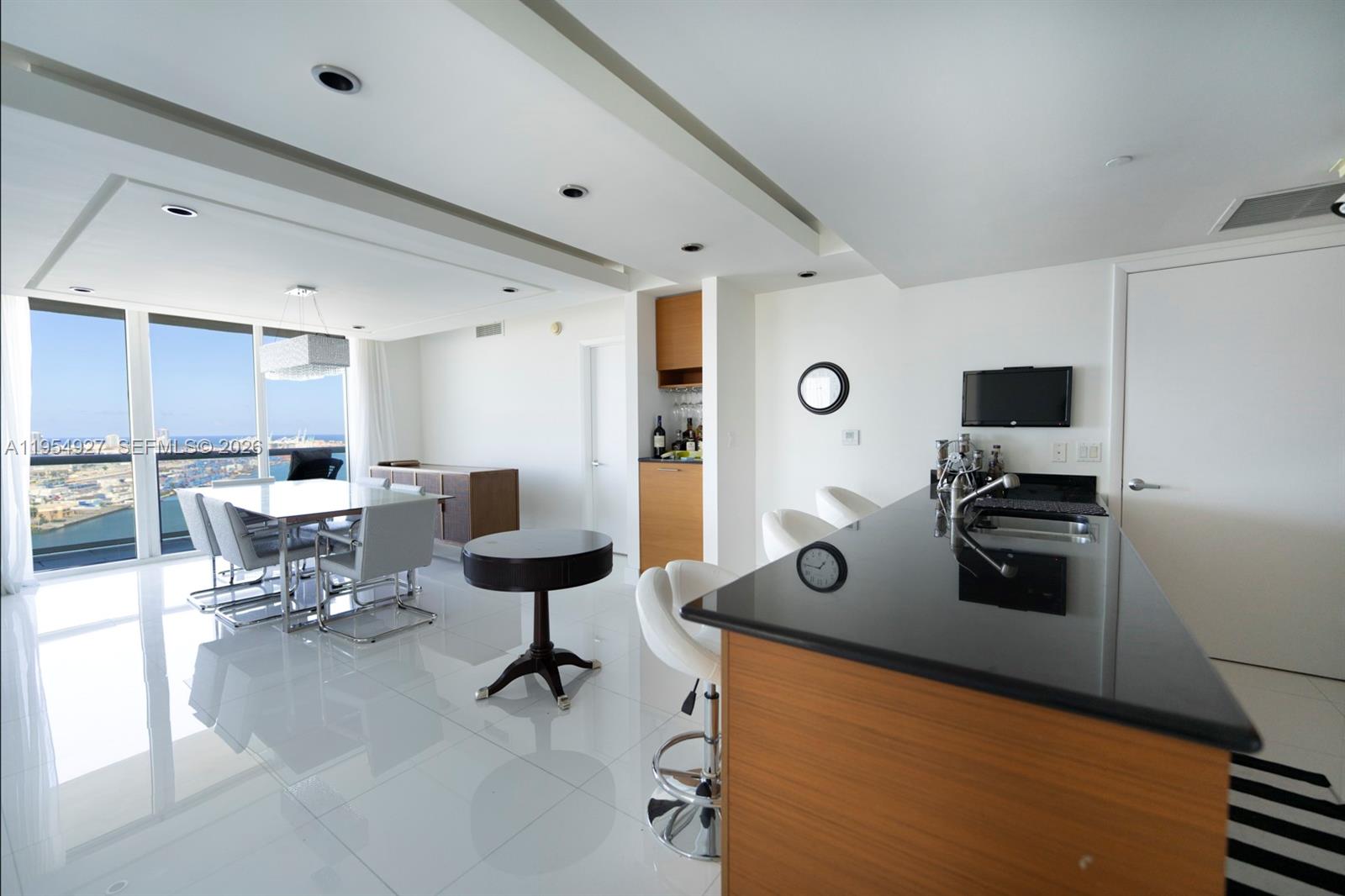 50 Biscayne Boulevard, Unit 3702 Miami, FL 33132 - Photo 5 of 24