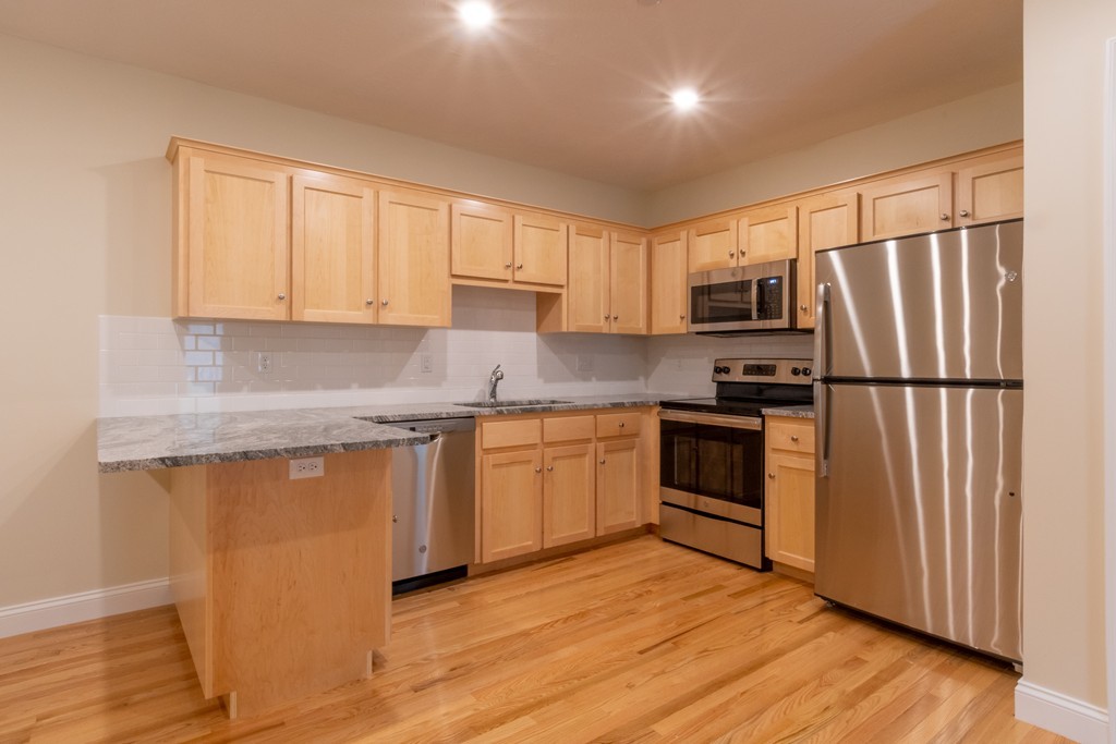 80 North Meadows Road, Unit 103 Medfield, MA 02052 - Photo 1 of 9