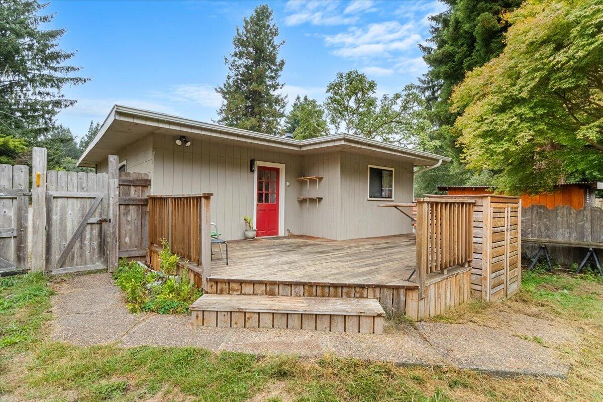 2496 Fickle Hill Road Arcata, CA 95521 - Photo 1 of 1 Gallery Image 1