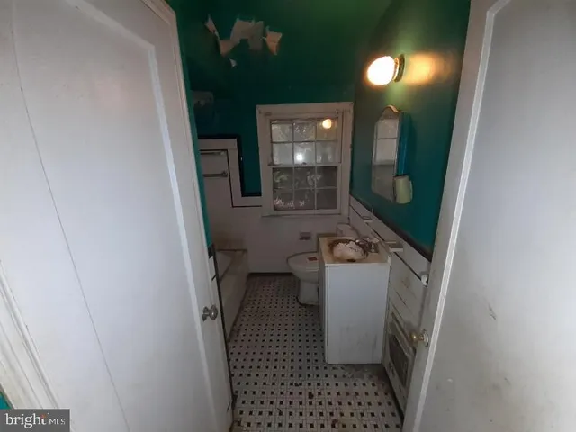 $160,000 | 1647 Stonewood Road, Baltimore, MD 21239