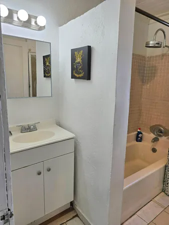 $1,350 | 315 Avenue J, Moore Haven, FL 33471