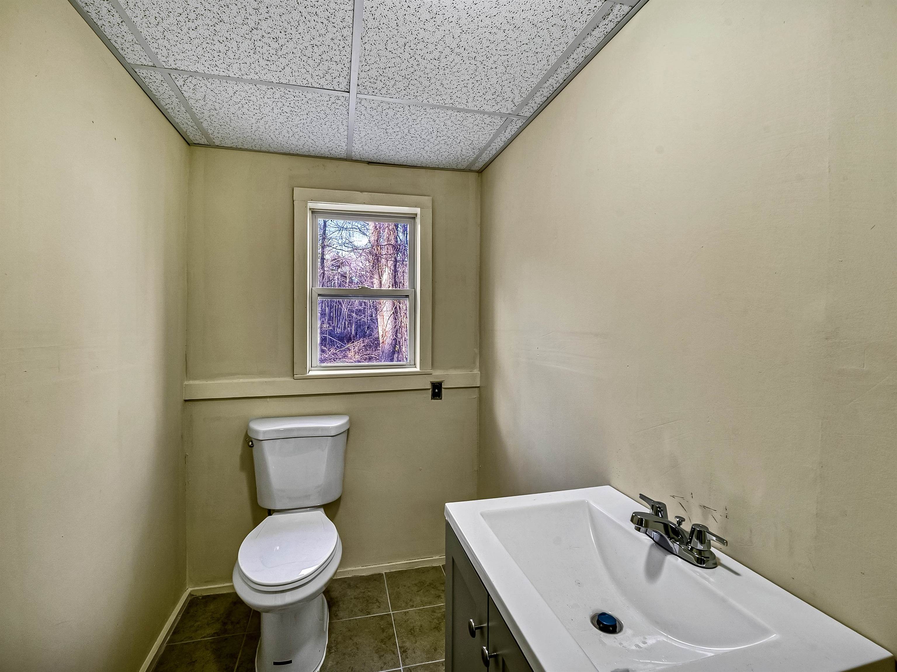 303 Center Road Goshen, NH 03752 - Photo 11 of 32