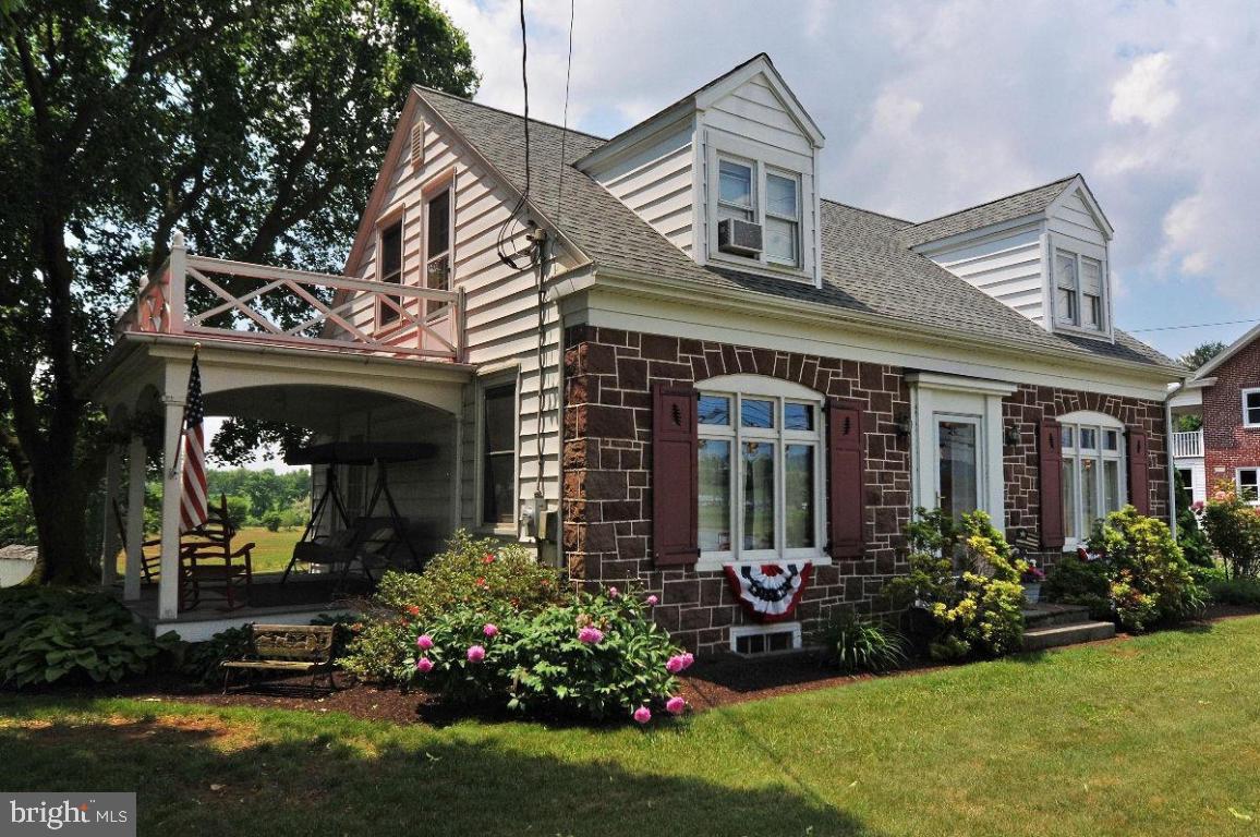 2290 West Main Street Ephrata, PA 17522 - Photo 2 of 32