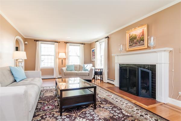 55 Nathan Road Newton, MA 02459 - Photo 2 of 12