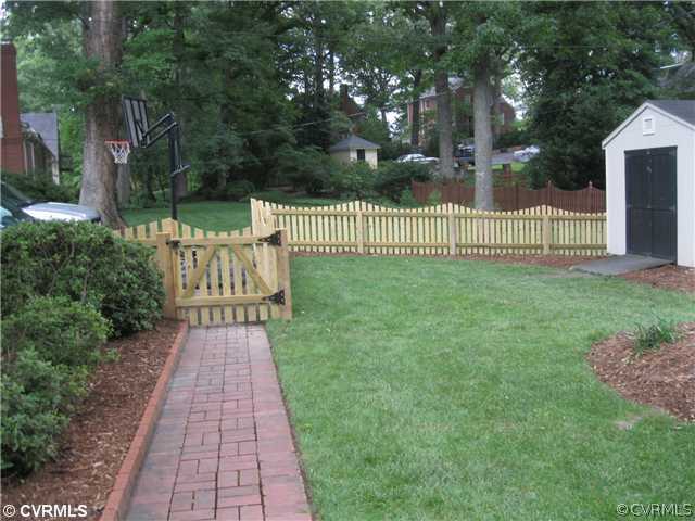 8113 Rose Hill Road Henrico, VA 23229 - Photo 16 of 18 Yard/Garden - View of Brick walkway to paved dr
