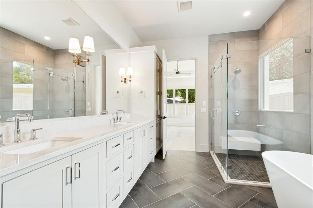 820 Edgefield Road Fort Worth, TX 76107 - Photo 19 of 29 Gallery Image 19