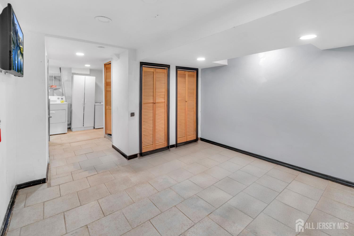 1355 Hamilton Street Elizabeth, NJ 07208 - Photo 17 of 22