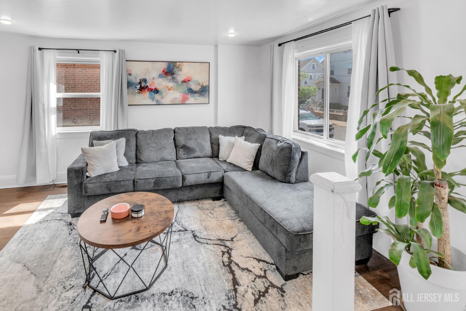 1355 Hamilton Street Elizabeth, NJ 07208 - Photo 6 of 22