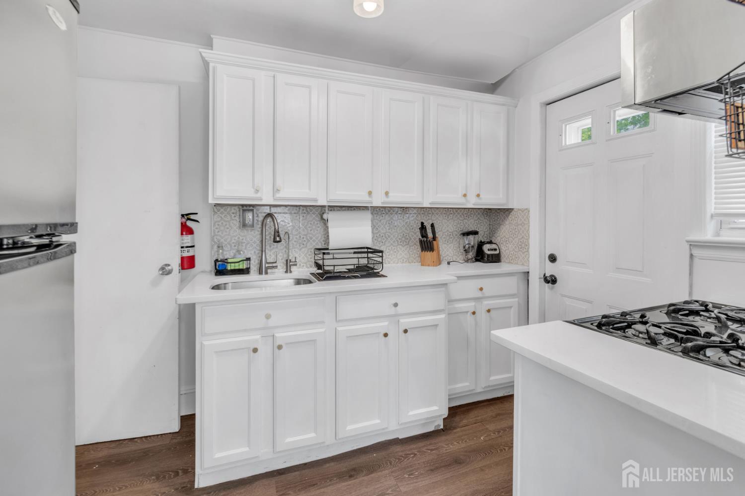 1355 Hamilton Street Elizabeth, NJ 07208 - Photo 9 of 22