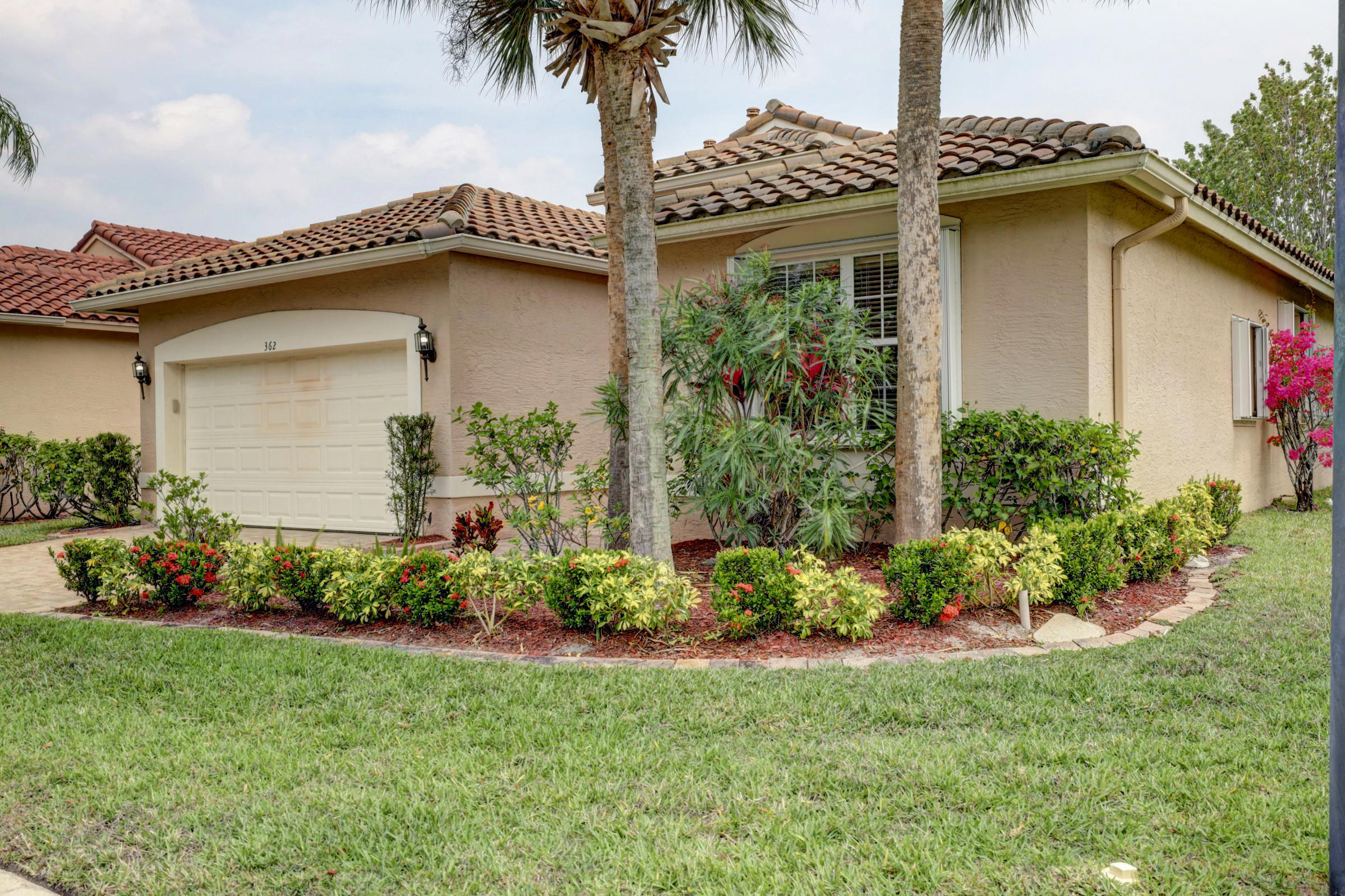 362 Springview Loop Port St. Lucie, FL 34986 - Photo 3 of 62 01_3j0a0614_5_6_7_8