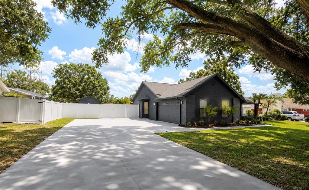 29341 Rhodin Place Wesley Chapel, FL 33545 - Photo 5 of 27