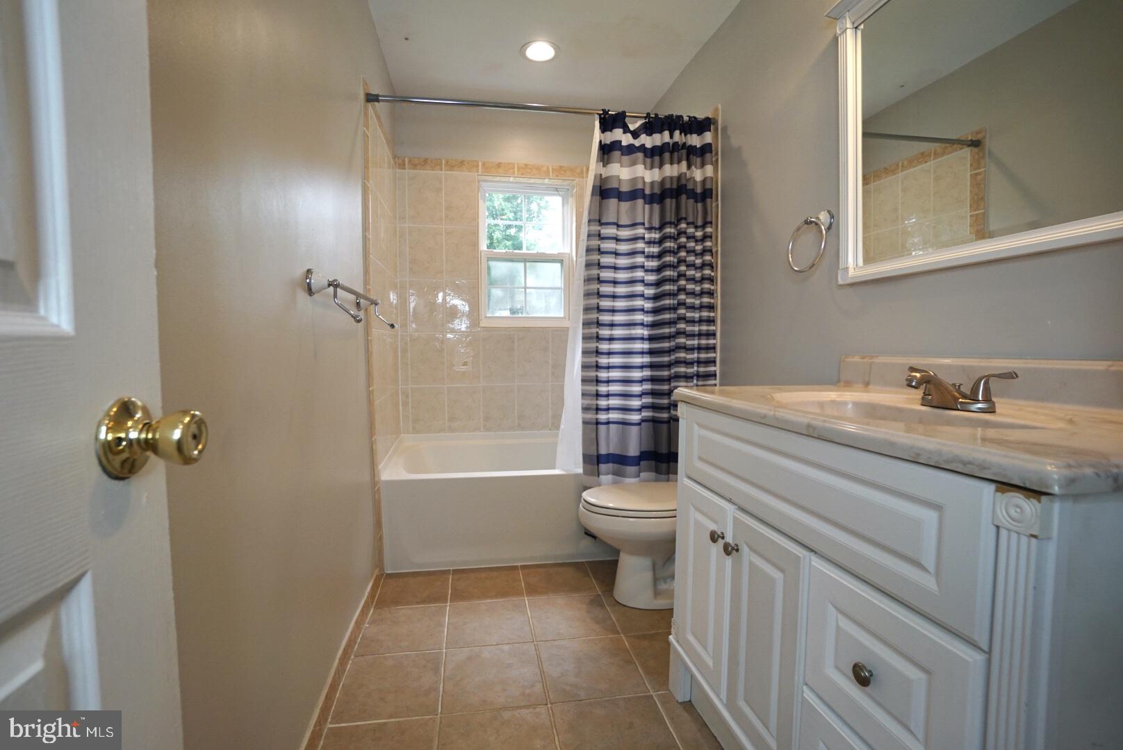 13115 Haddock Road Woodbridge, VA 22193 - Photo 22 of 43 Gallery Image 22