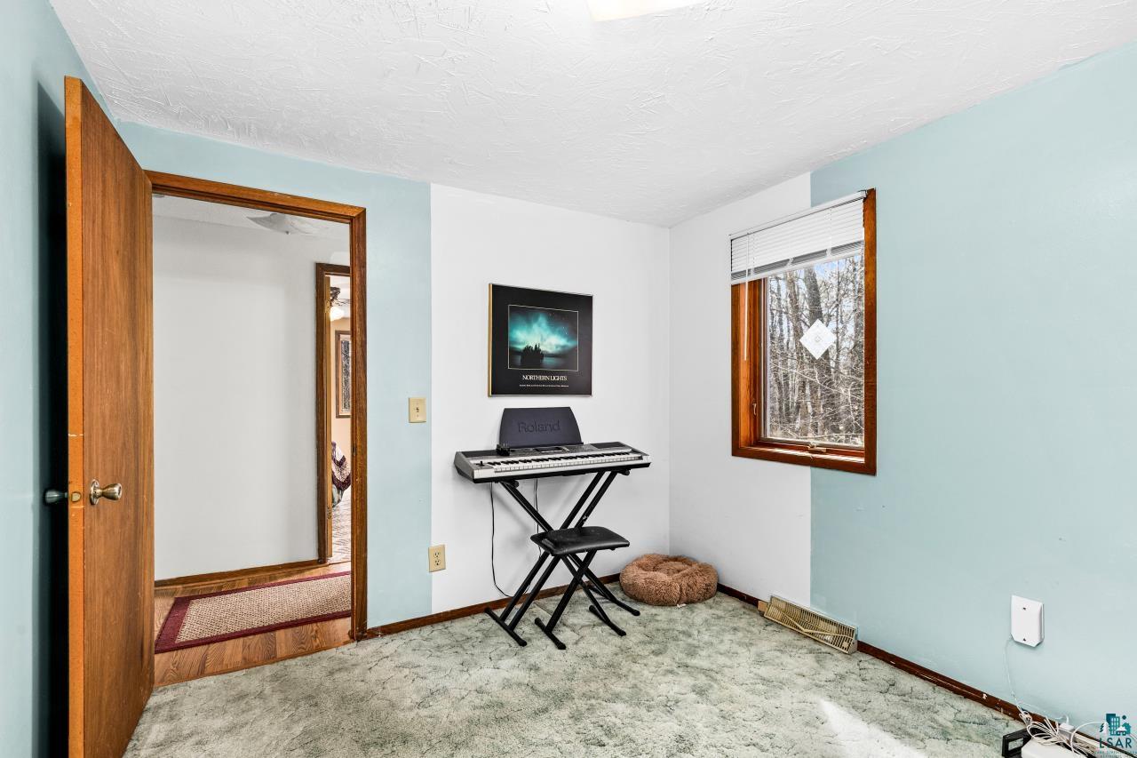 5558 Halie Road Proctor, MN 55810 - Photo 20 of 47