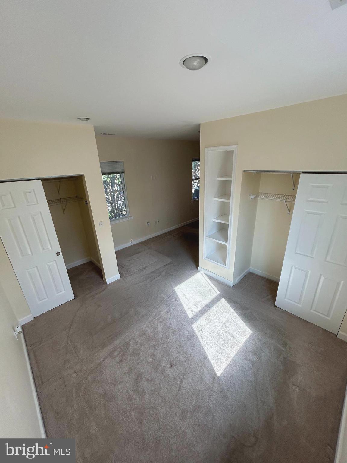 111 North Hickory Road Sterling, VA 20164 - Photo 23 of 30 an entryway with a rug and white walls