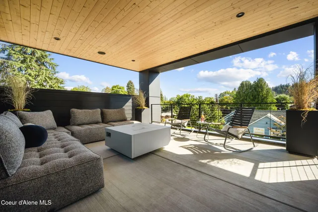 $2,545,000 | 809 East Sherman Avenue, Coeur D'Alene, ID 83814