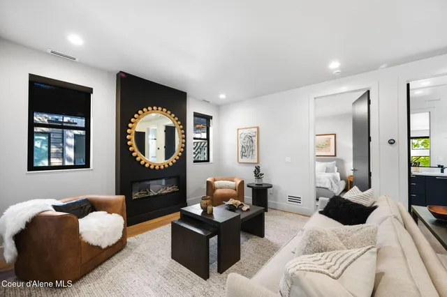 $2,545,000 | 809 East Sherman Avenue, Coeur D'Alene, ID 83814