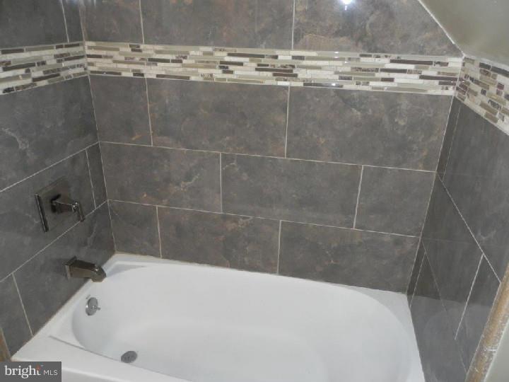 544 Charleston Road Willingboro, NJ 08046 - Photo 18 of 24 Bathroom