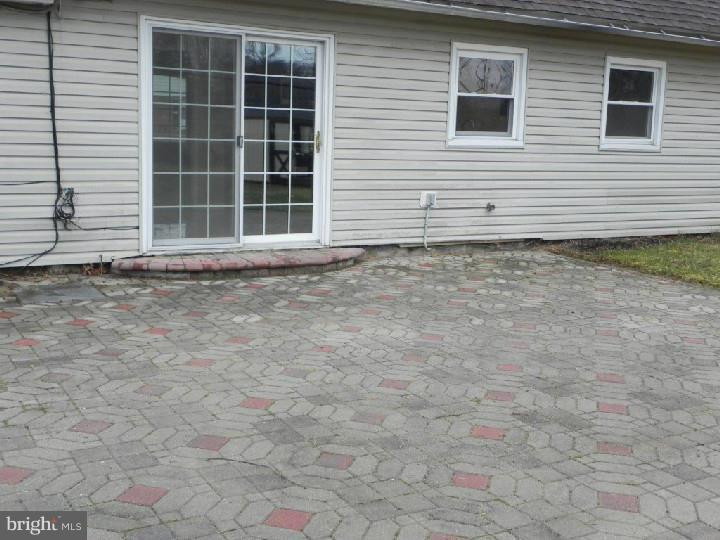 544 Charleston Road Willingboro, NJ 08046 - Photo 22 of 24 Exterior Back