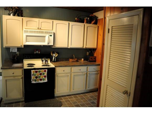 250 Bluebrook Road West Dover, VT 05356 - Photo 5 of 16