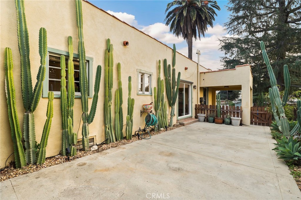 6521 Day Street Tujunga, CA 91042 - Photo 31 of 46