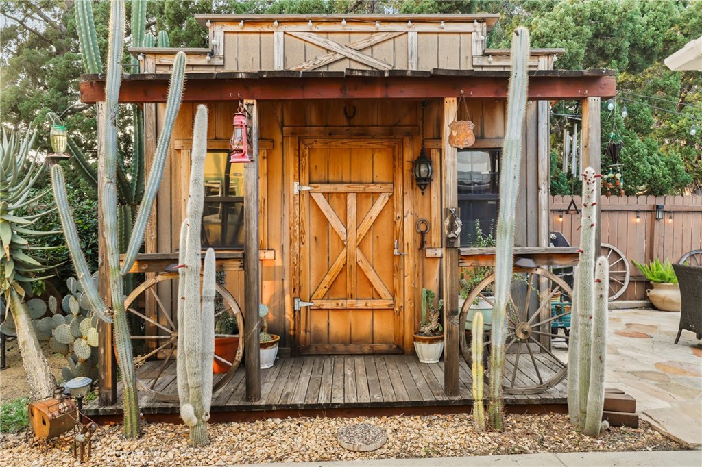 6521 Day Street Tujunga, CA 91042 - Photo 32 of 46