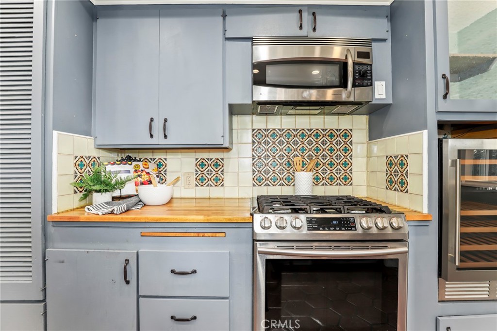 6521 Day Street Tujunga, CA 91042 - Photo 10 of 46