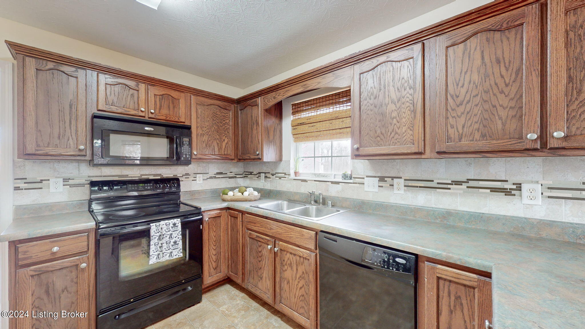 503 Wyndham Ridge Circle Elizabethtown, KY 42701 - Photo 2 of 41 3-web-or-mls-503 Wyndham Ridge Cir Eliza