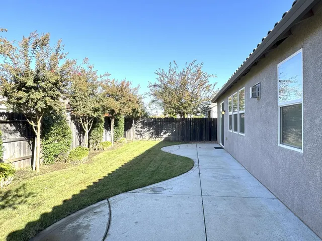 $575,000 | 2158 Birmington Drive, Yuba City, CA 95991