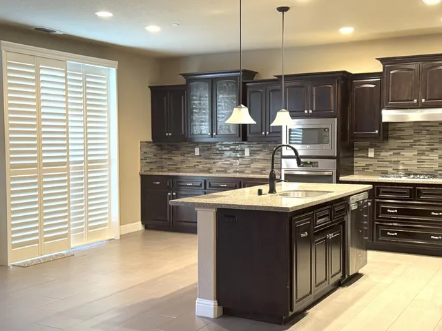 $575,000 | 2158 Birmington Drive, Yuba City, CA 95991