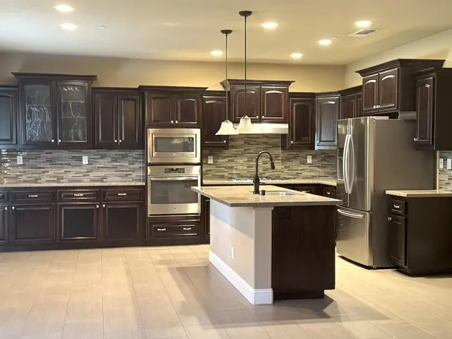 $575,000 | 2158 Birmington Drive, Yuba City, CA 95991