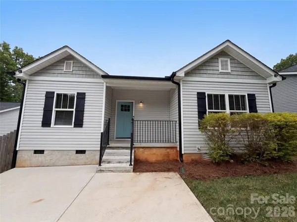 $300,000 | 5704 Woodard Street, Charlotte, NC 28269