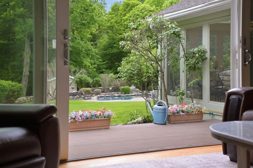 95 Mountain Road Hampden, MA 01036 - Photo 7 of 42 Gallery Image 7