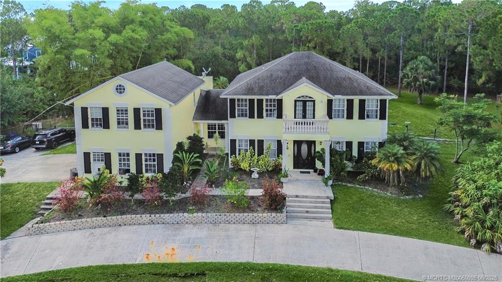 11013 Southwest Redwing Drive Stuart, FL 34997 - Photo 5 of 37 Gallery Image 5