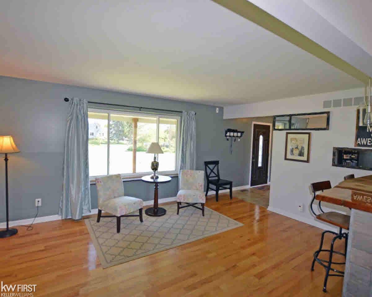 3468 West Ray Road Grand Blanc, MI 48439 - Photo 6 of 32 21297836-5.JPG